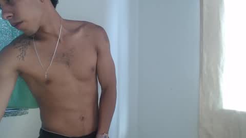 Maximo Aron Vega online show from December 8, 7:54 pm