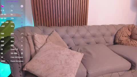 Maximo Wolf online show from April 23, 3:11 am