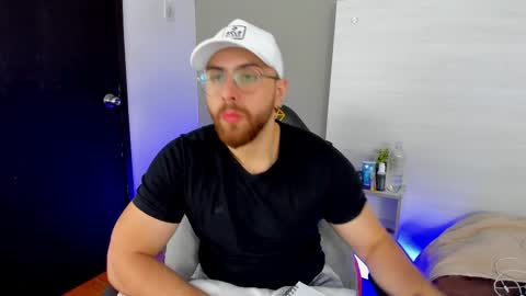 MAXIMO online show from January 29, 11:25 pm