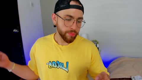 MAXIMO online show from January 31, 1:11 am