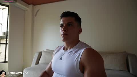 Sebastian online show from April 18, 7:07 pm