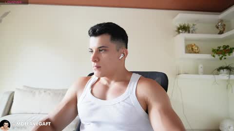 Sebastian online show from April 22, 3:39 pm