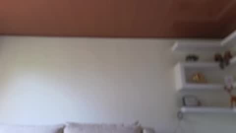 Snapshot of maximohoot chatting on December 5, 7:29 pm Sebastian online show from December 5, 7:29 pm