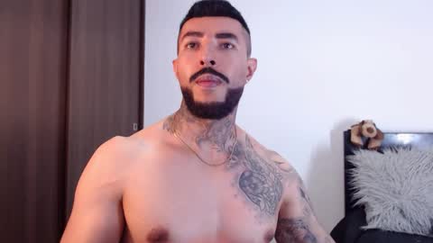 Snapshot of maximus_golden chatting on March 5, 5:18 am Independent Model online show from March 5, 5:18 am