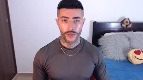 Snapshot of maximus_golden chatting on January 20, 10:48 pm Independent Model online show from January 20, 10:48 pm
