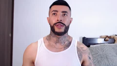 Snapshot of maximus_golden chatting on February 16, 10:10 pm Independent Model online show from February 16, 10:10 pm