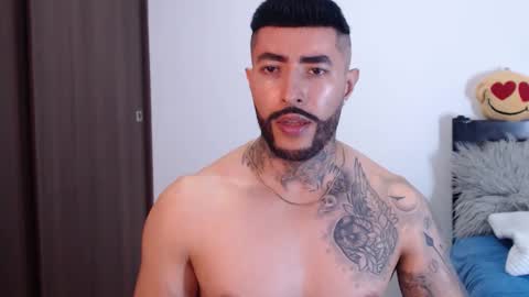Snapshot of maximus_golden chatting on January 12, 4:52 am Independent Model online show from January 12, 4:52 am
