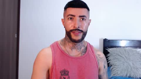 Snapshot of maximus_golden chatting on February 7, 2:29 am Independent Model online show from February 7, 2:29 am