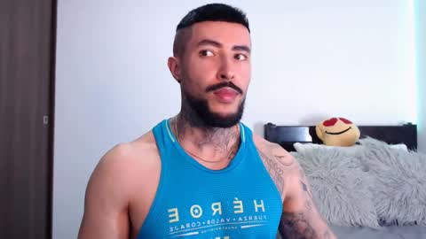 Snapshot of maximus_golden chatting on March 10, 12:40 am Independent Model online show from March 10, 12:40 am