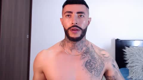 Snapshot of maximus_golden chatting on February 8, 4:03 am Independent Model online show from February 8, 4:03 am