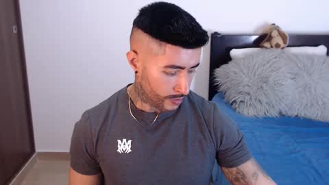 Snapshot of maximus_golden chatting on January 19, 4:33 am Independent Model online show from January 19, 4:33 am