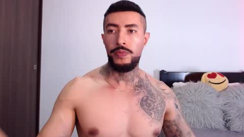 Snapshot of maximus_golden chatting on March 11, 3:16 am Independent Model online show from March 11, 3:16 am