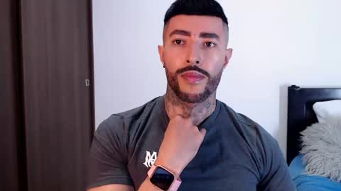 Snapshot of maximus_golden chatting on January 26, 9:07 pm Independent Model online show from January 26, 9:07 pm