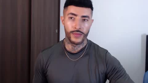 Snapshot of maximus_golden chatting on December 31, 4:06 am Independent Model online show from December 31, 4:06 am