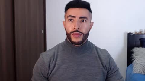 Snapshot of maximus_golden chatting on January 1, 6:15 am Independent Model online show from January 1, 6:15 am