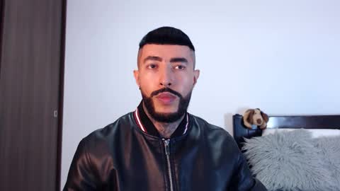 Snapshot of maximus_golden chatting on February 23, 9:03 pm Independent Model online show from February 23, 9:03 pm