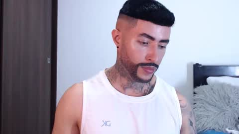 Snapshot of maximus_golden chatting on January 24, 3:22 am Independent Model online show from January 24, 3:22 am