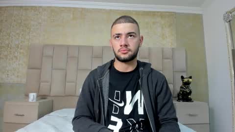 Snapshot of maximusdick1_ chatting on October 12, 3:44 am Maximus online show from October 12, 3:44 am