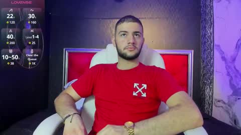 Snapshot of maximusdick1_ chatting on December 4, 12:25 pm Maximus online show from December 4, 12:25 pm