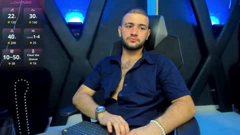 Snapshot of maximusdick1_ chatting on October 1, 3:54 am Maximus online show from October 1, 3:54 am