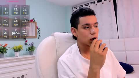 Maximus online show from January 24, 7:28 pm