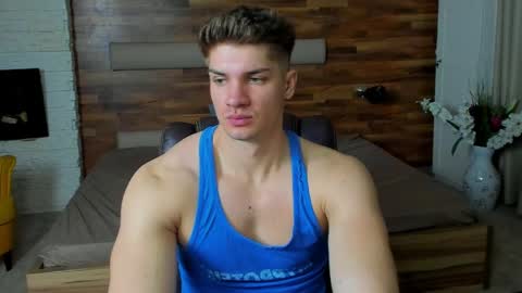 MaxKaiden online show from March 31, 6:15 am