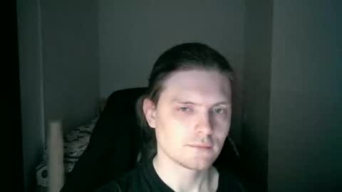 Snapshot of maxs_93 chatting on December 2, 3:12 pm maxs_93 online show from December 2, 3:12 pm