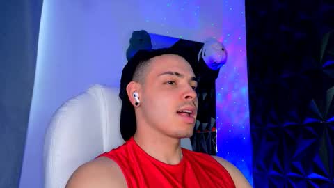 MAX online show from January 12, 8:46 pm