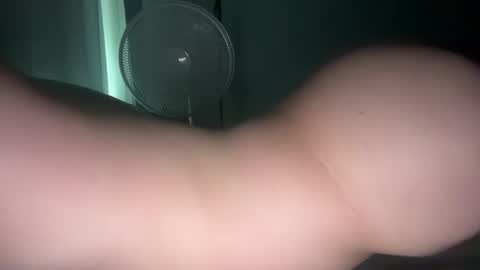 Snapshot of maxx276828 chatting on October 7, 5:50 pm maxx276828 online show from October 7, 5:50 pm