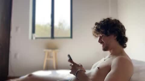 mcklister online show from April 21, 4:02 pm