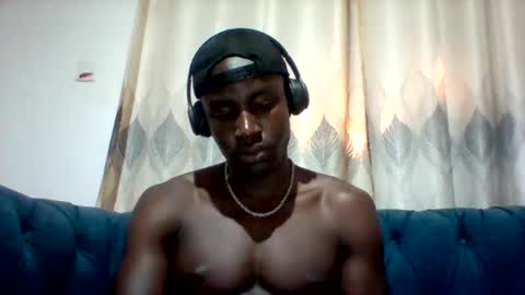 Snapshot of mclntz_bbc chatting on September 28, 9:18 am mclntz_bbc online show from September 28, 9:18 am