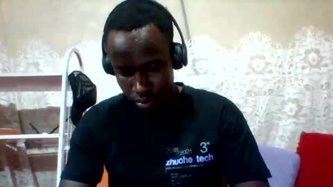 Snapshot of mclntz_bbc chatting on February 23, 8:33 am mclntz_bbc online show from February 23, 8:33 am
