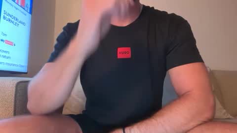 mcr8080 online show from February 1, 5:39 am