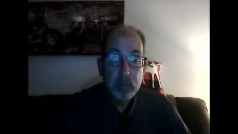 Snapshot of meathome3 chatting on December 21, 2:41 am me at home online show from December 21, 2:41 am
