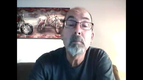Snapshot of meathome3 chatting on December 6, 1:00 pm me at home online show from December 6, 1:00 pm