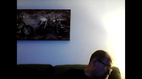 Snapshot of meathome3 chatting on February 20, 4:39 am me at home online show from February 20, 4:39 am