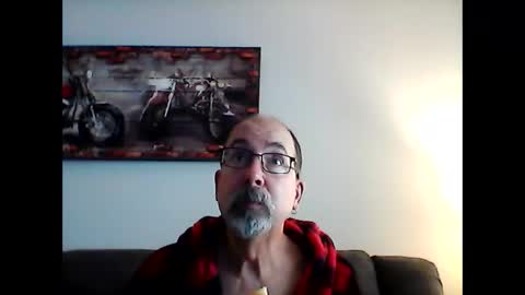 Snapshot of meathome3 chatting on January 11, 2:47 pm me at home online show from January 11, 2:47 pm