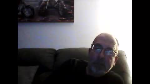 Snapshot of meathome3 chatting on January 15, 4:04 am me at home online show from January 15, 4:04 am