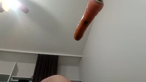 meheriuk68 online show from April 25, 9:23 pm