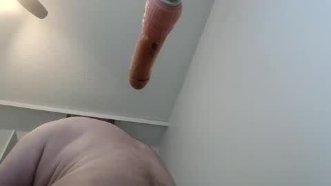 meheriuk68 online show from April 22, 1:34 am