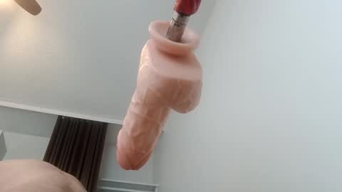 meheriuk68 online show from April 23, 10:56 pm