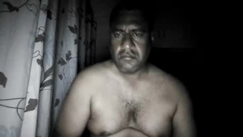 IslandBoy online show from November 25, 2:08 pm