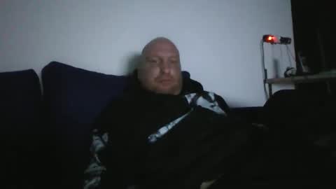 metaller123456 online show from March 17, 1:09 am