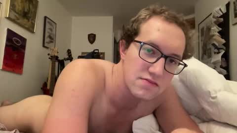 metallica92786 online show from December 14, 8:10 am