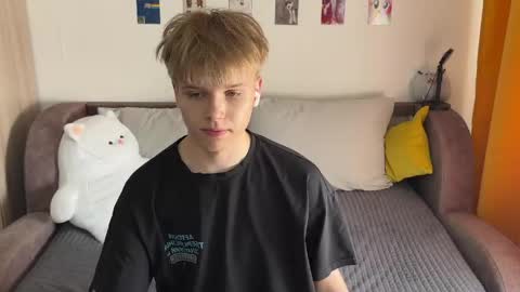 Arthur online show from June 9, 11:45 am
