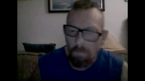 mhitch924 online show from April 14, 1:27 am