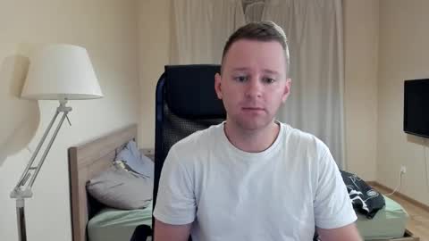 Snapshot of michael_birkin chatting on March 8, 3:59 am Michael Birkin online show from March 8, 3:59 am