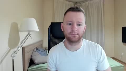 Snapshot of michael_birkin chatting on December 7, 3:47 am Michael Birkin online show from December 7, 3:47 am