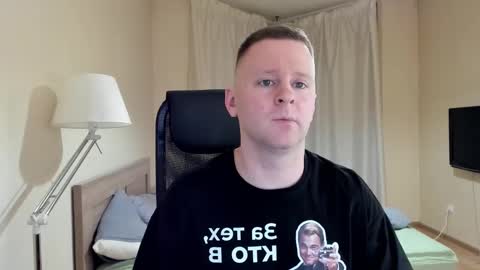 Snapshot of michael_birkin chatting on December 30, 5:55 pm Michael Birkin online show from December 30, 5:55 pm