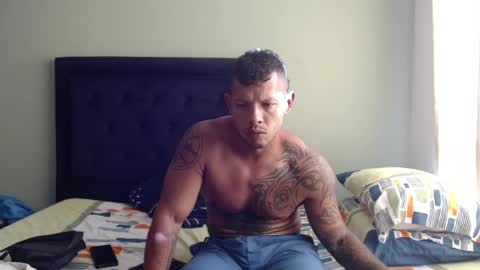 Michael Daviss online show from April 8, 8:39 pm